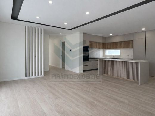 Detached House in Seixal, Distrito de Setúbal