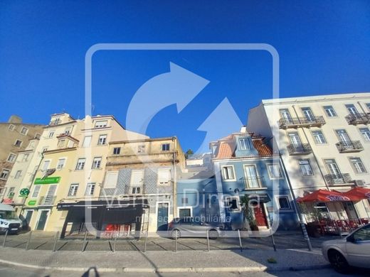 Residential complexes in Alcântara, Almada