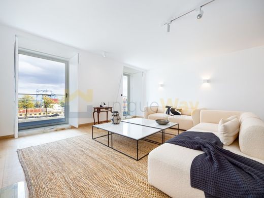 Apartment / Etagenwohnung in Beato António, Lisbon