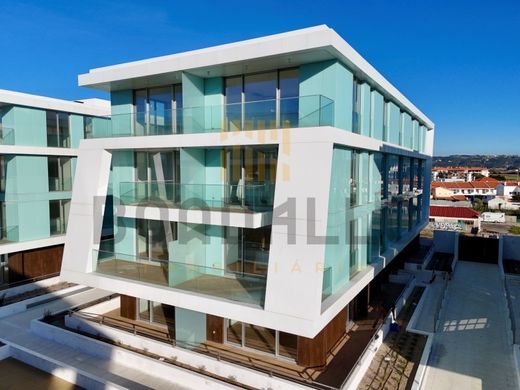 Apartment / Etagenwohnung in Alcobaça, Distrito de Leiria