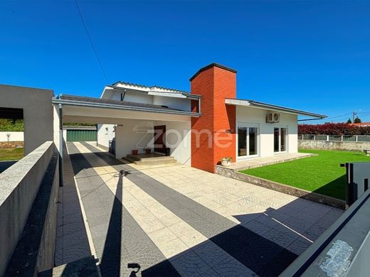 Luxury home in Maia, Distrito do Porto