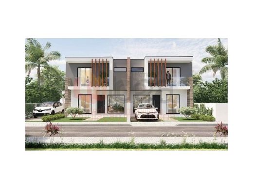 Seixal, Distrito de Setúbalのマルチファミリーヴィラ