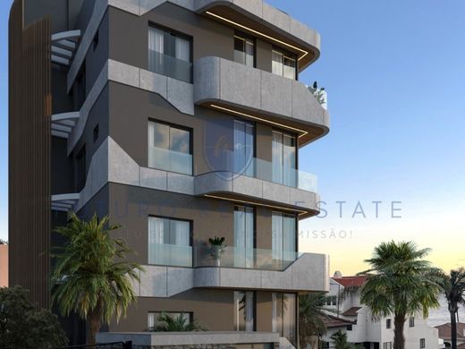 Apartment / Etagenwohnung in Funchal, Madeira