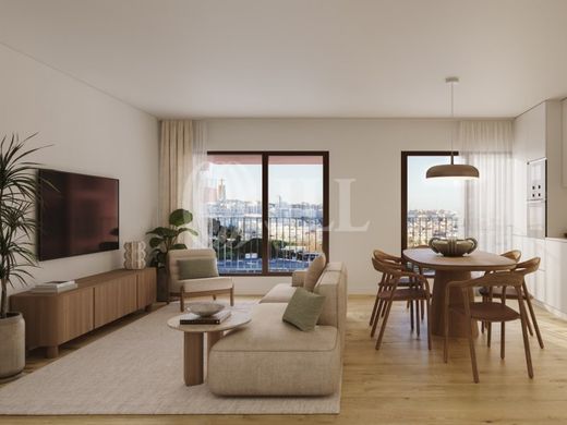 Apartment in Almada, Distrito de Setúbal