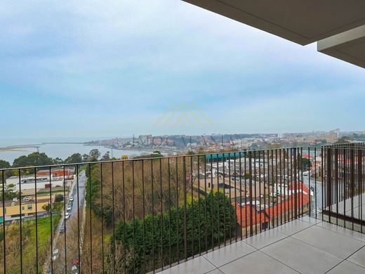 Duplex σε Βίλα Νόβα ντε Γκάια, Vila Nova de Gaia