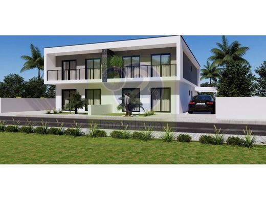 Элитный дом, Seixal, Distrito de Setúbal