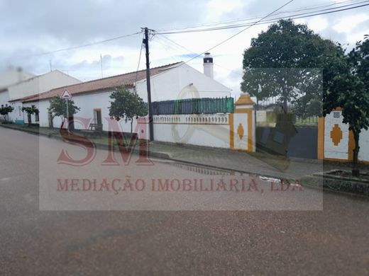Semidetached House in Alandroal, Distrito de Évora