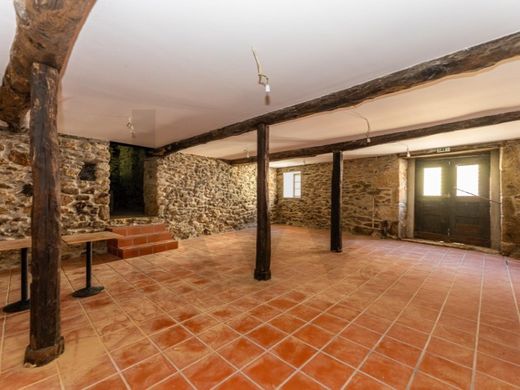 Casa de lujo en Macedo de Cavaleiros, Braganza