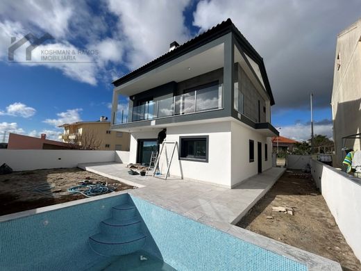 Luxe woning in Almada, Distrito de Setúbal