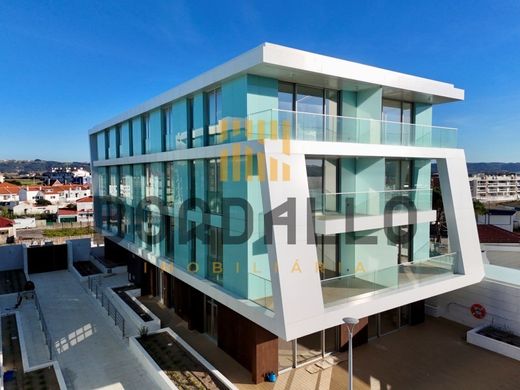 Apartment / Etagenwohnung in São Martinho do Porto, Alcobaça