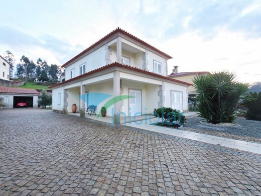 Πολυτελή κατοικία σε Amarante, Distrito do Porto