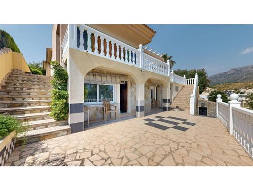 Luxury home in la Nucia, Alicante