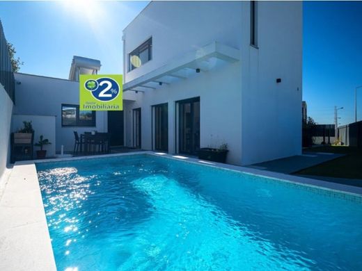 Luxus-Haus in Almada, Distrito de Setúbal