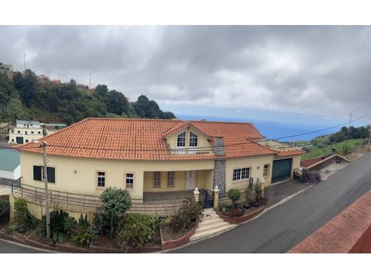 Luxury home in Ponta do Sol, Madeira