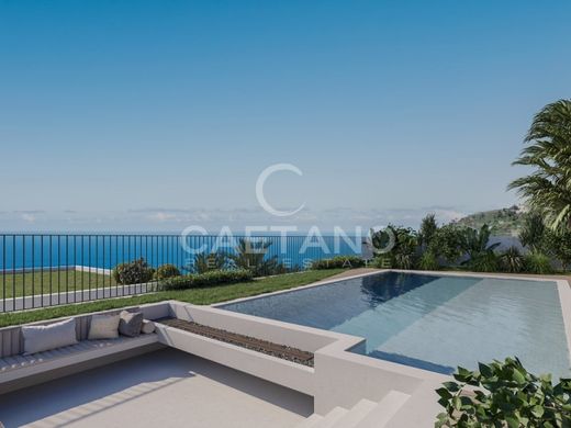 Luxury home in Calheta, Madeira