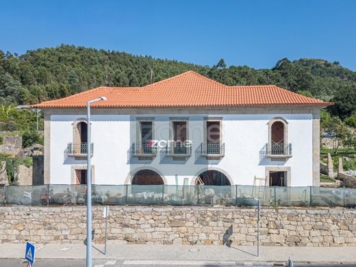 Daire Vila Nova de Cerveira, Distrito de Viana do Castelo