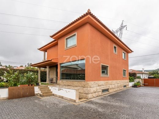 Casa de luxo - Guimarães, Braga