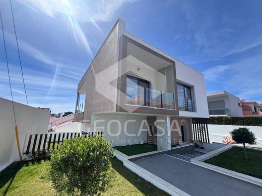 Luxury home in Cascais, Lisbon