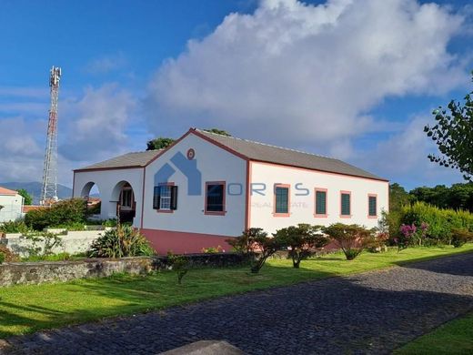Элитный дом, Madalena, Azores