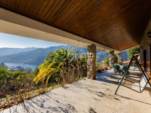 Casa de luxo - Terras de Bouro, Braga