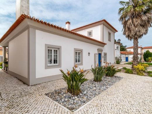 Semidetached House in Óbidos, Distrito de Leiria