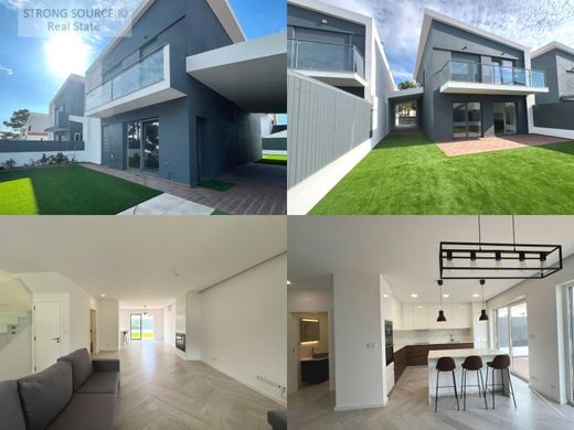 Semidetached House in Sesimbra, Distrito de Setúbal