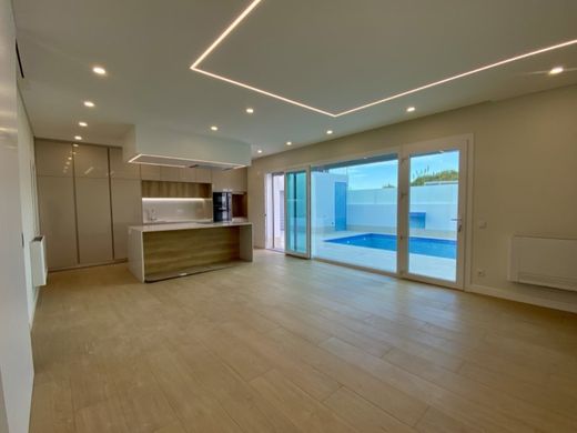 Μονοκατοικία σε Σετούμπαλ, Setúbal