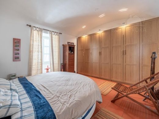 Luxury home in Evora, Évora