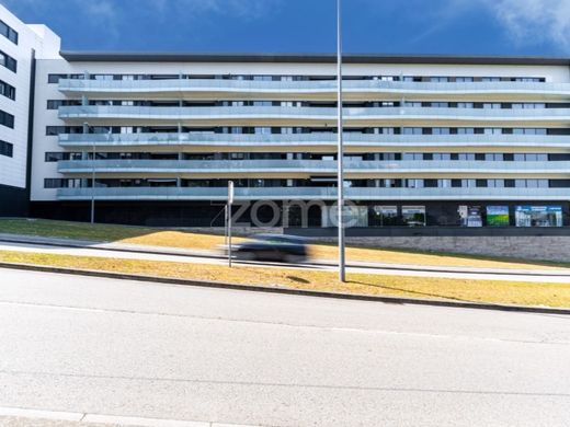 Квартира, Майя, Maia