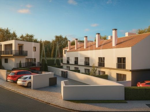 Casa Geminada - Covilhã, Castelo Branco