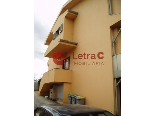 Twee-onder-een-kapwoning in Vila Nova de Gaia, Distrito do Porto