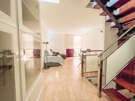 Willa wielorodzinna w Santa Eulària des Riu, Illes Balears