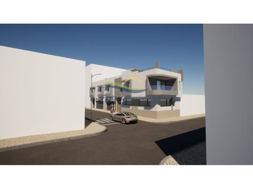 Villa multifamiliale à Faro, Distrito de Faro