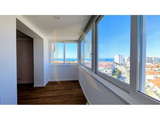 Appartamento a Almada, Distrito de Setúbal