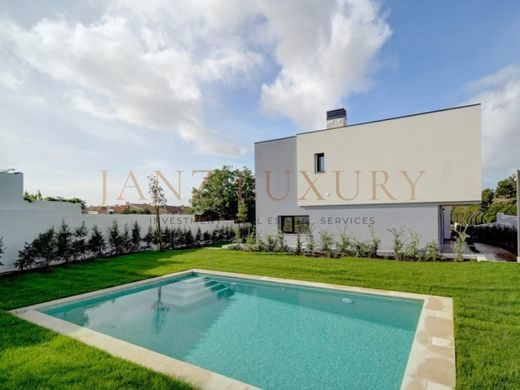 Luxury home in Cascais, Lisbon