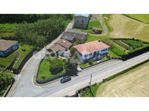 Luxury home in Ponta Delgada, Azores