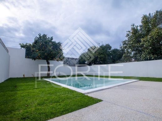 豪宅  São João da Madeira, Distrito de Aveiro