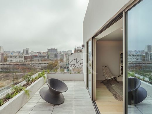 Daire Avenidas Novas, Lisbon