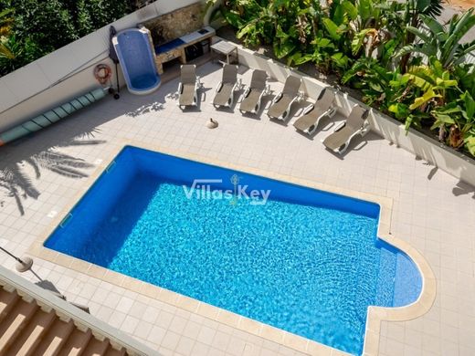 Detached House in Lagoa, Distrito de Faro