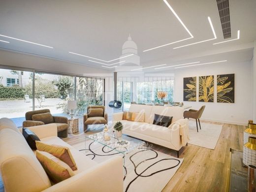 Müstakil ev Charneca de Caparica, Almada