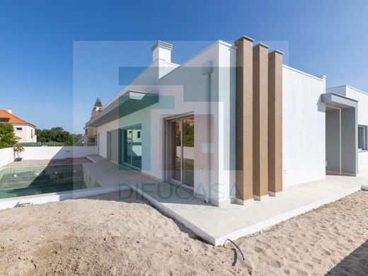 Μονοκατοικία σε Σετούμπαλ, Setúbal