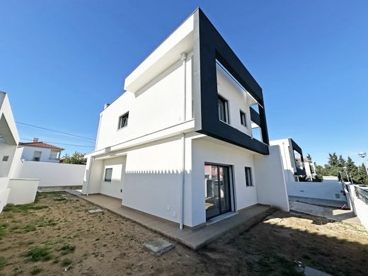 Dom jednorodzinny w Setúbal, Distrito de Setúbal