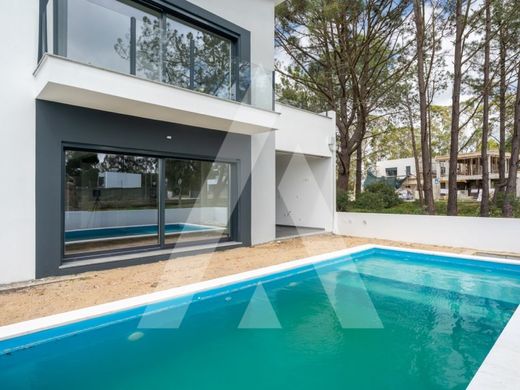 Luxury home in Sesimbra, Distrito de Setúbal