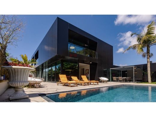 Luxury home in Ponta Delgada, Azores