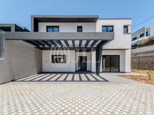 Semidetached House in Funchal, Madeira