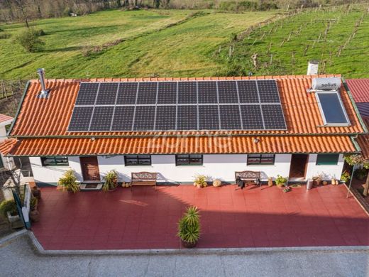 Luxus-Haus in Lousada, Distrito do Porto