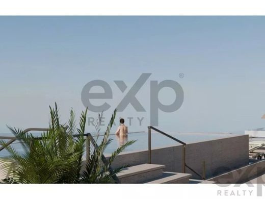 Funchal, Madeiraのアパートメント