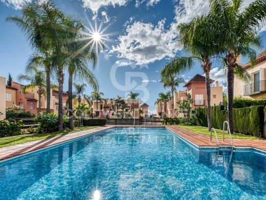 マルベーリャ, マラガのマルチファミリーヴィラ