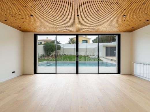 Luxury home in Cascais, Lisbon