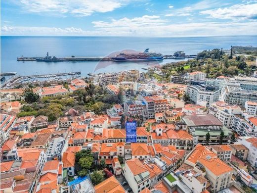 Funchal, Madeiraのアパートメント・コンプレックス